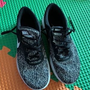 Nike Sneakers 8.5 M